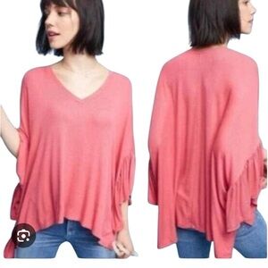 Anthropologie Akemi + Kin Capa Fluttered V-Neck Oversized Ribbed Top  M/L Coral